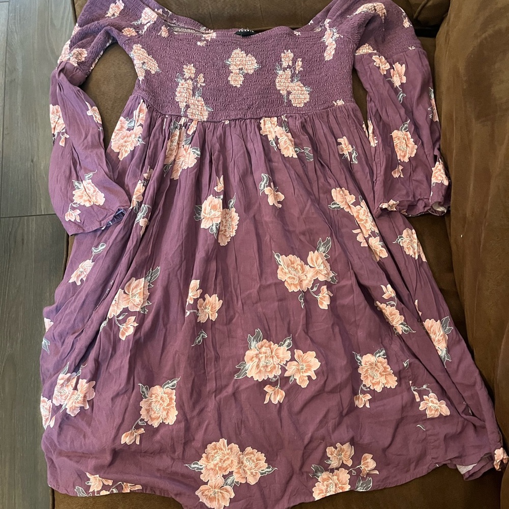 Off the shoulder torrid dress. Size 1